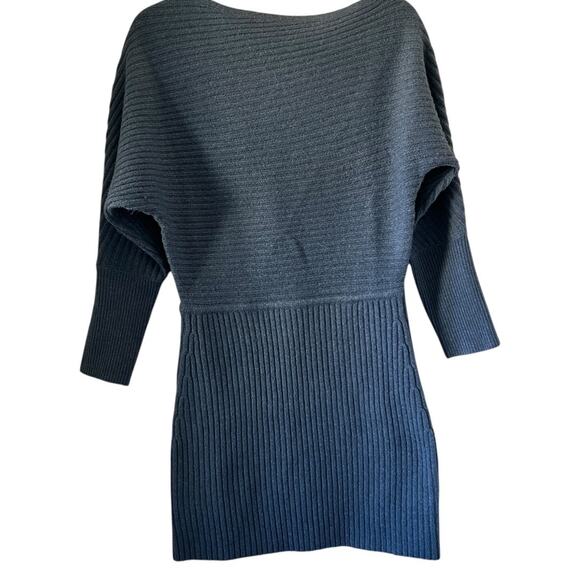 Line and Dot Lovely Mini Ribbed Knit Mini Dress Size M - Picture 3 of 12
